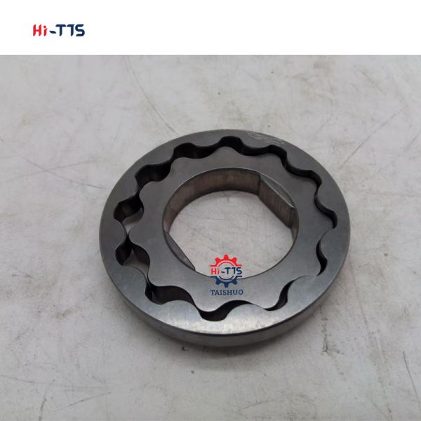Excavator Engine Oil Pump 3TNV70 119717-32110 119717-32120 11971 732110 11971732120 for ZX17U-2 ZX17UNA-2 Excavator