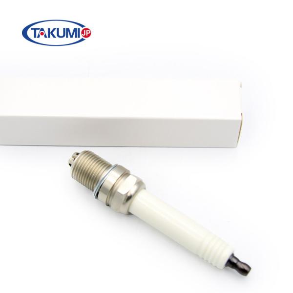 FB78WPN ジェンバッハーのエンジンのスパークプラグ