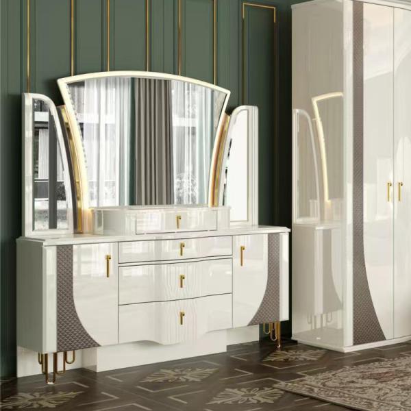 OEM en gros Blanc Royal Luxury Double lit King Size Chambre principale maison moderne cadre en bois ensemble de meubles de chambre complète