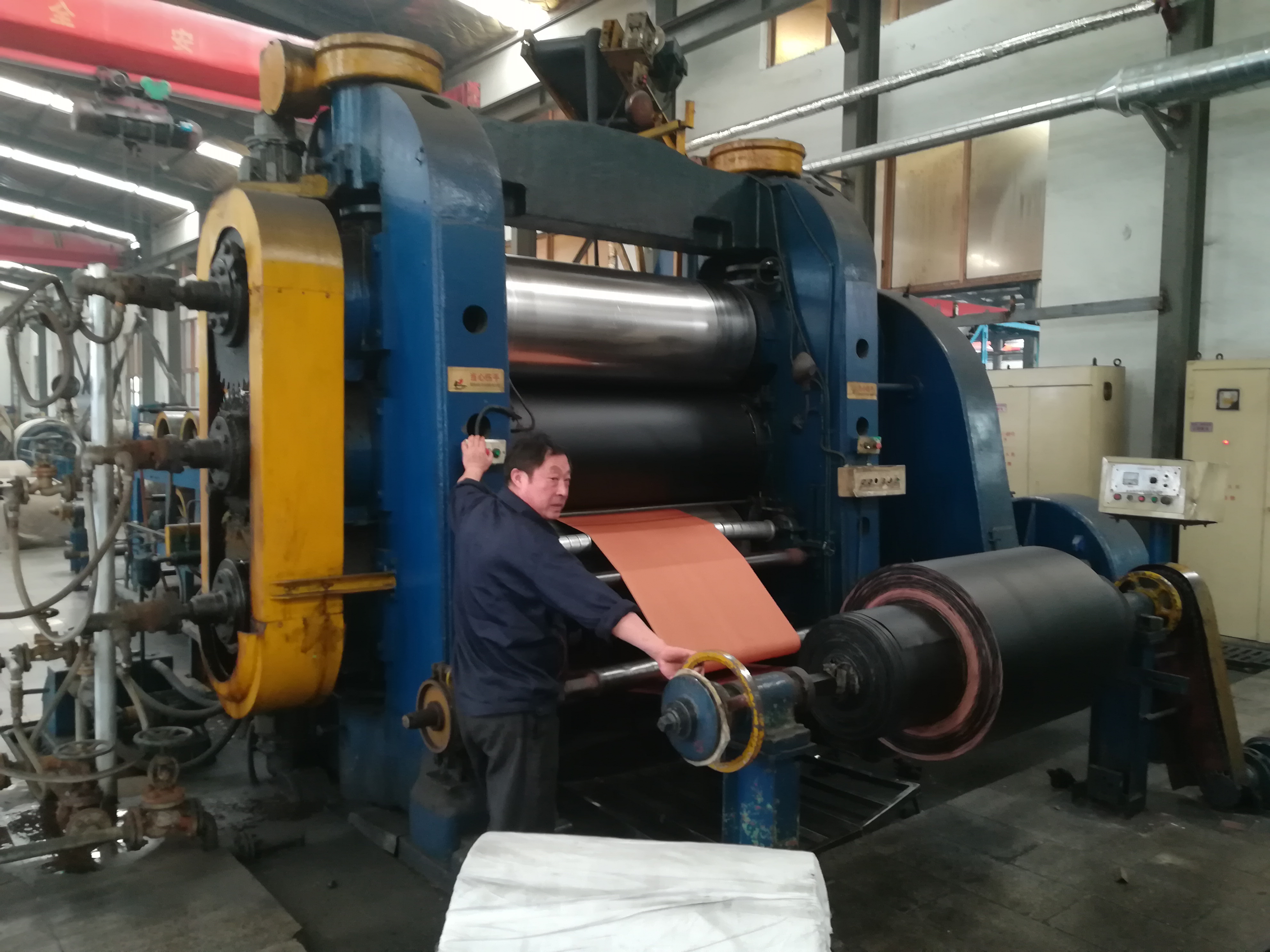 DIN чернит конвейерную ленту нейлона NN200 2200mm резиновую