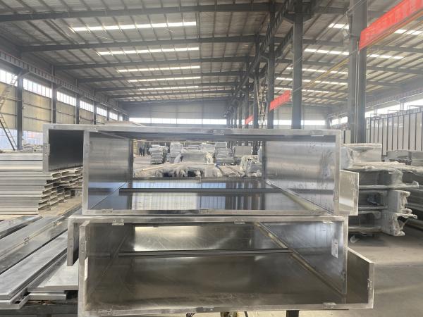 Anti-mulitple Errosion Unconventional Shapes Aluminium Facade Wall Fluorocarbon Coated Anti Static Exterior Wall