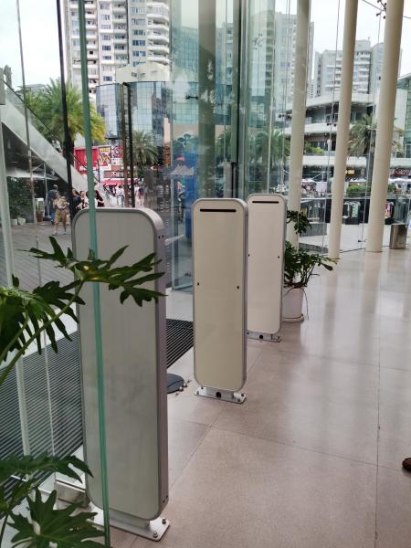 High Speed Multi Tag UHF RFID Gate Reader For Shop Or Library Management