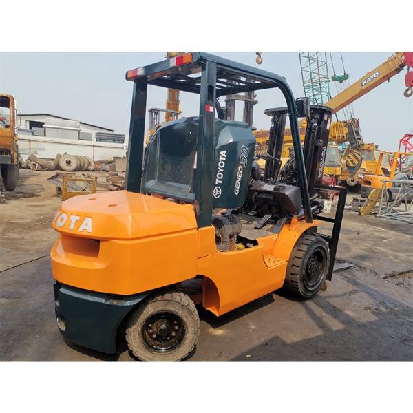Japanese Forklifts Used Toyota 7f30 Diesel Forklift 3Ton Telehandler Routine Fork Width