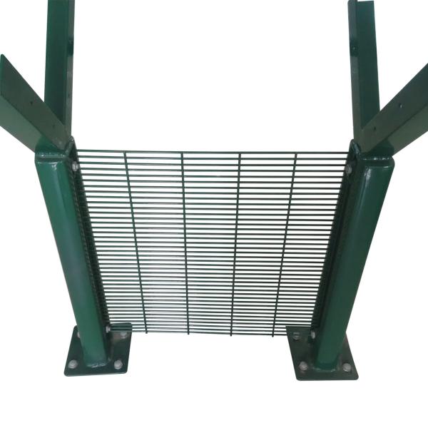 High Security Durable Clear View 358 Welded Wire Mesh Fence Anti Climb For Airport Project