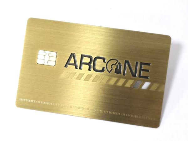 Cartão de banco pequeno da microplaqueta de IC do contato do ouro do metal com o painel de assinatura da listra magnética