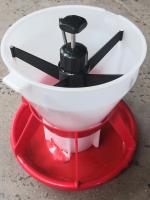 Comedouro de plástico para leitões para gado Cocho para alimentação de porcos