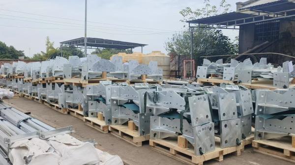 Hot DIP Galvanized Q235B Q355B Electric Substation Steel Structure for Power Line Transmission