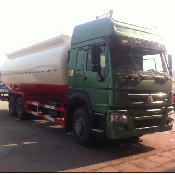 Sinotruk Howo 6X4 Bulk Cement Tank Truck dry mortar silo Bulk Dust powder material transportation vehicle camiones cisternas