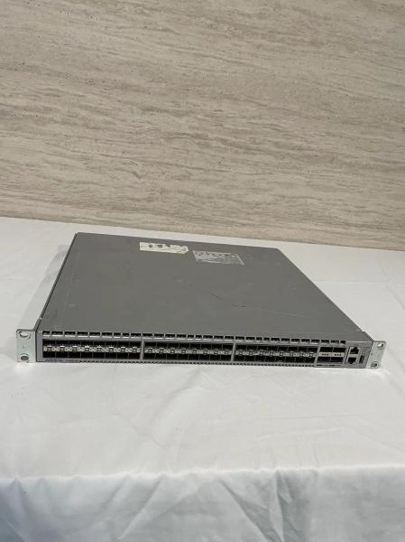 Used DCS-7150S-64 48 Port 10Gbe SFP Switch 10/100/1000Mbps Transmission Rate
