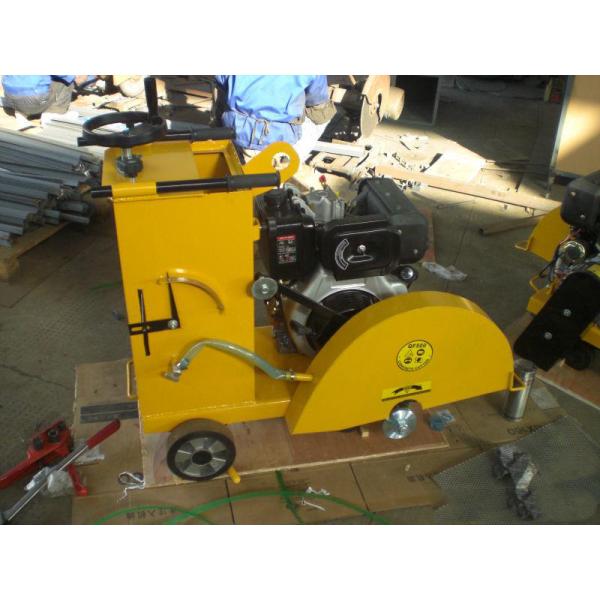 Pavement Diesel Concrete Cutting Machine 180-200mm Depth Road Saw Cutting Machine