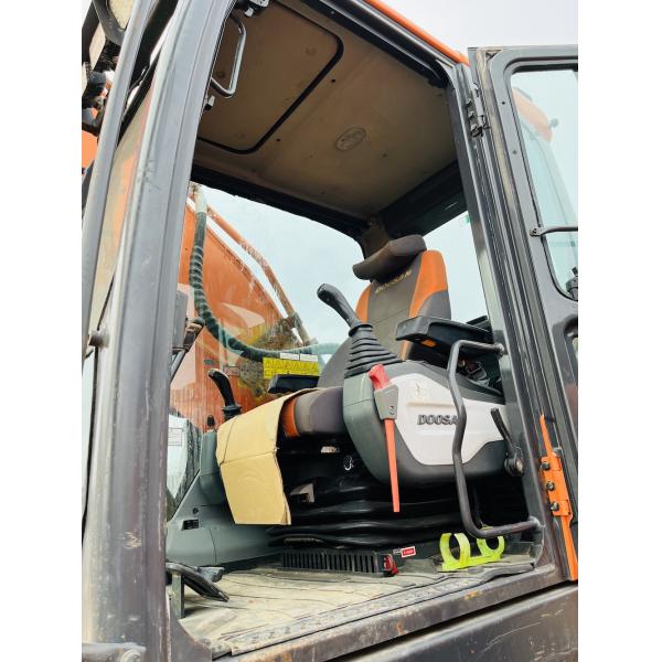 42 Ton Original Used Doosan DX420LC-9C Crawler Excavator With 2 m3 Bucket Capacity Second Hand Excavator