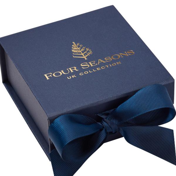 Custom Gift Packaging Foldable Magnetic Gift Box With Ribbon Closure