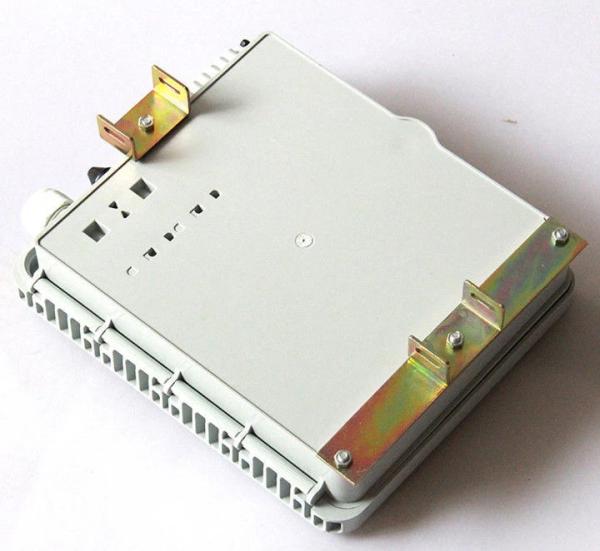Waterproof FTTH Fiber Optic Termination Box Pole Mounted Or Wall Mounted