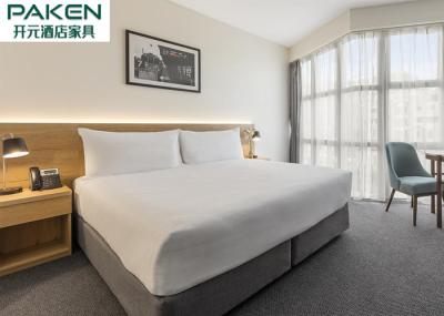 O hotel afrouxa + mobília fixa ajusta o projeto clássico de relaxamento da impressão do hotel do anúncio publicitário do Simplist