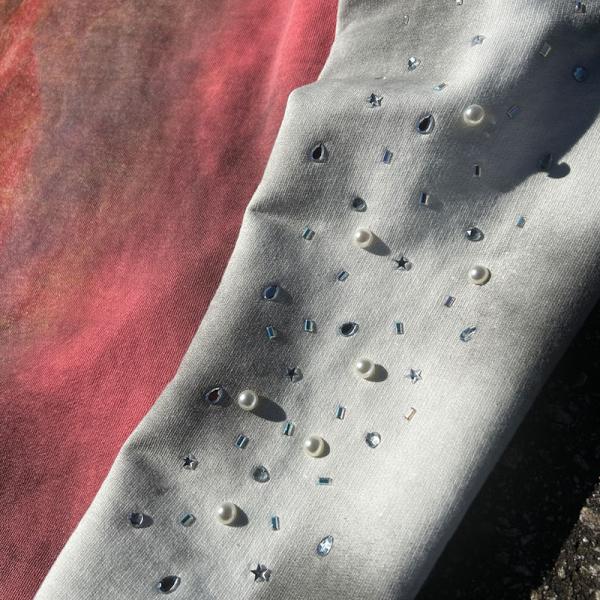 Une chemise à manches longues en double couche, pour hommes sales, en détresse, une chemise à manches longues, 200 grammes.