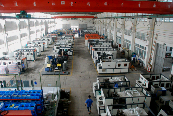 Auto Parts Casting Green Sand Casting Replacement Water Pump Body / Oil Pump Cover For Car Engine