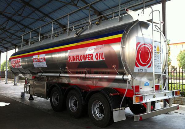 Oil Transport 5000 Gallon Fuel Tank Trailer , 3 Axles Fuel Transfer Tank Trailer 13T Axle Bearing