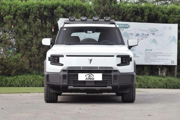 Veículos elétricos Changan de 5 lugares Direção esquerda Eletricidade pura DEEP BLUE G318