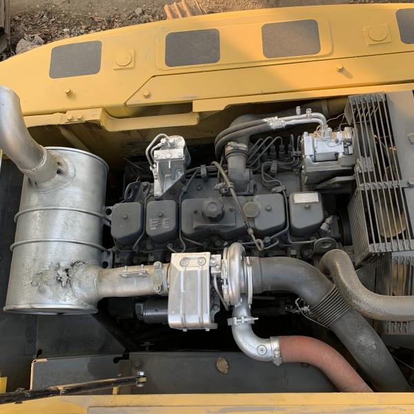 Excavatrice Komatsu d'occasion 20 tonnes PC200 Japon avec moteur Cummins