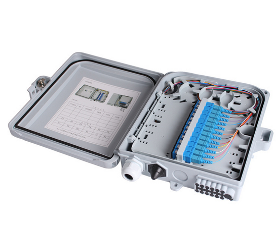 12 Core Outdoor IP65 FTTH Products 8 Core Plug In Optical Termination Fiber Splitter Box