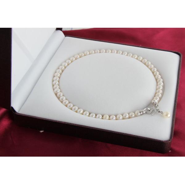 Pearl necklace natural freshwater 8-9 mm nearly round silver pendant