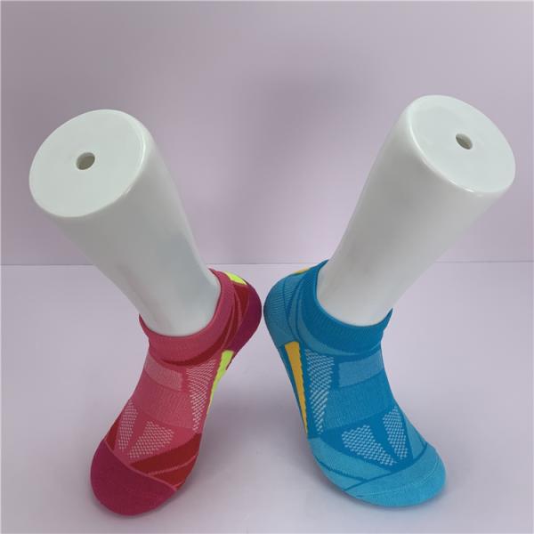 Comfortable Regular Style Breathable Cotton Blend Men's Invisible Ankle Running Socks