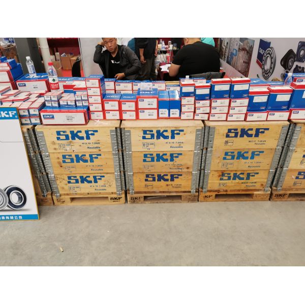 Rexroth A10VE43/60 Hydraulic Pump with 350 Bar Operating Pressure 400 Bar Peak and Variable Displacement