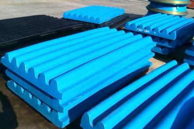 Mn18cr2 Material Crusher Jaw Plate Vacuum Casting Process For Mining Industry