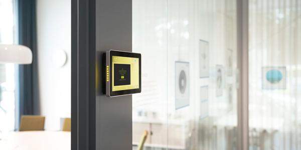Glass Wall Mount 10 Inch Room Scheduling Touch Screen Terminal Add LED Light Bar NFC Reader