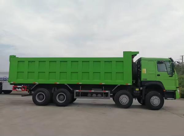 Usado Sinotruk Howo Dump Truck 12 Wheeler RHD 40tons de segunda mão 6X4 8X4 Cabina direita
