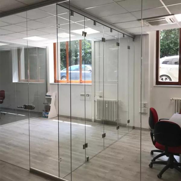 Interior Frameless Folding Glass Door , Balcony Sun Room Sliding Bifold Door