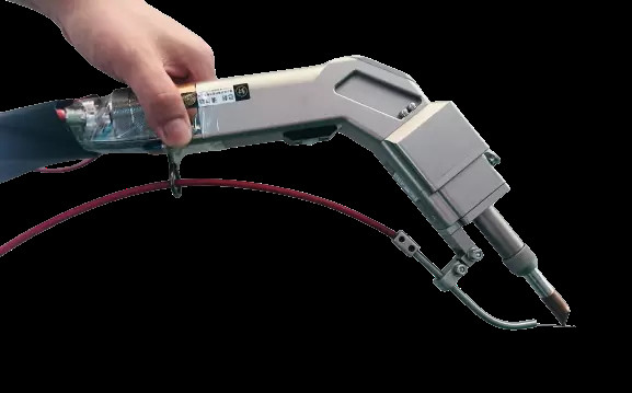 380V 1KW Aluminum Handheld Laser Welding Machine For Stainless Steel Plates And Tubes