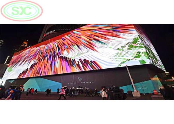 La pantalla LED P10 para exteriores de alto brillo personaliza el ángulo del lado de la pantalla