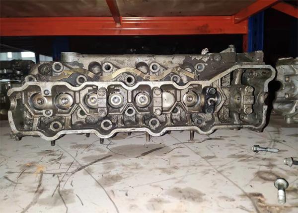 Cabeça de cilindro 4M40 usada, ME202620 para a máquina escavadora E308 ME193804