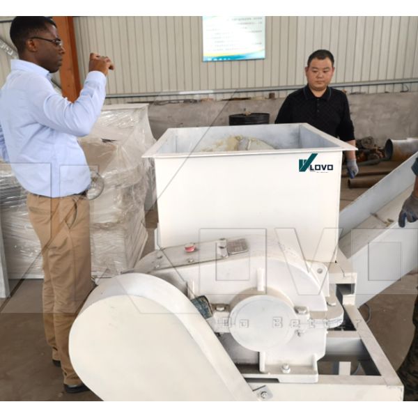 Solid Fully Automatic Soap Making Machine Laundry Toilet Soap Production Line