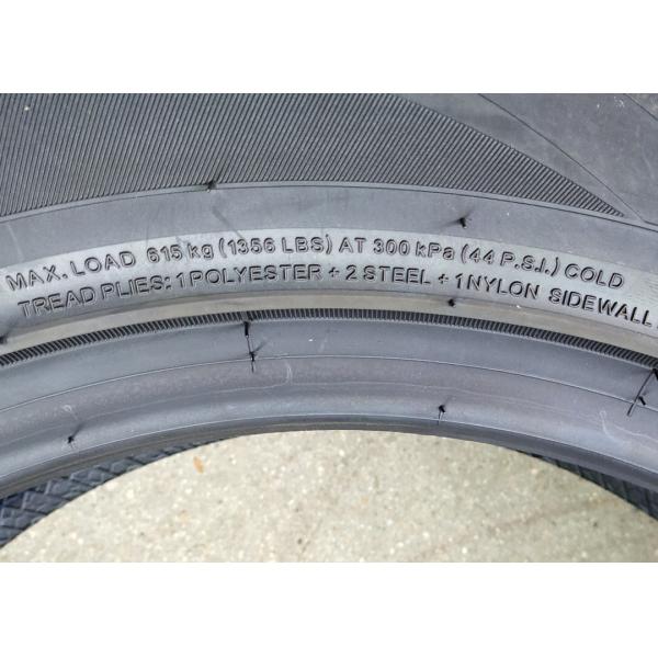 205/55R16 91V PCR Tires , Radial Tires For Classic Cars Symmetric Tread Pattern