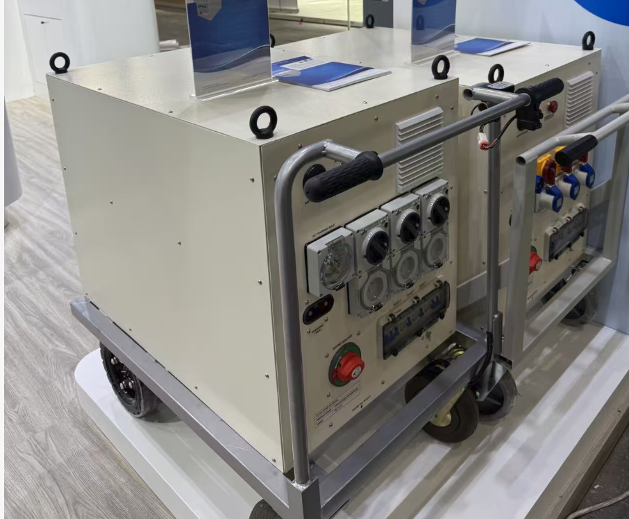8KW/20KWh Portable Power Box 51.2V 400Ah LiFePO4 Lithium Battery Industrial/Event/Off-Grid Power