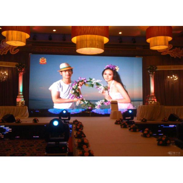 Дисплей заливки формы П2.5 РГБ приведенный ХД крытый для предпосылки этапа, 2 лет гарантии