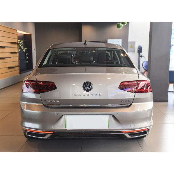 116KW Total Motor Power 2022 Magotan Plug-in Hybrid GTE Luxury 4-Door 5-Seater Vehicle