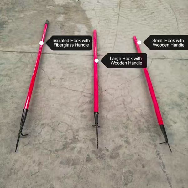 1.8m Wooden Fire Rescue Hook Heavy Duty Metal Fire Hook Wooden Pole Fire Fighting Hook for Fire Site Rescue and Debris Cleaning