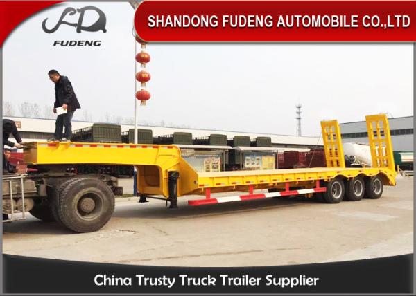 Three / Four Axles 60 Ton Lowboy Trailer With Mechanical / Hydraulic Ramp