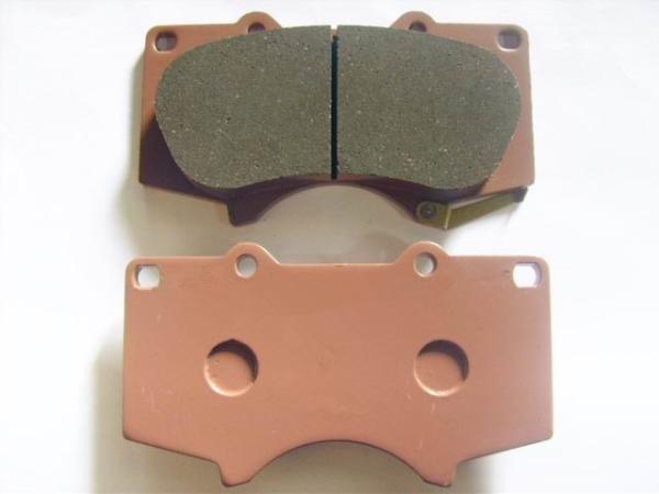Semi Metallic / Ceramic Pads Brake For Toyota Spare Parts Front 04465-35290 