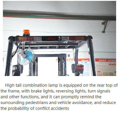 7 Ton Diesel Forklift Truck Large Loading Capacity Small Turning Radius CE Certificated