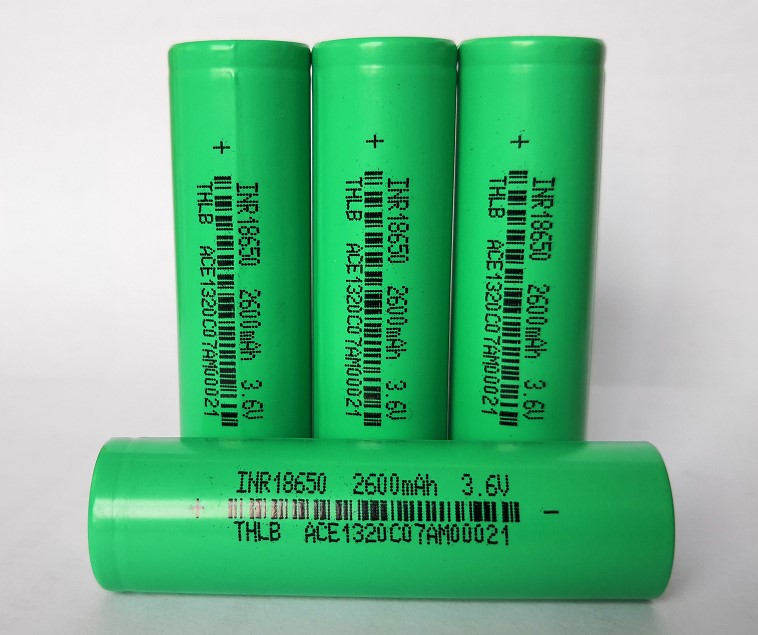 800 Cycles Rechargeable Lithium Ion Battery Pack 18650 3.7V 2600mah 3000mah