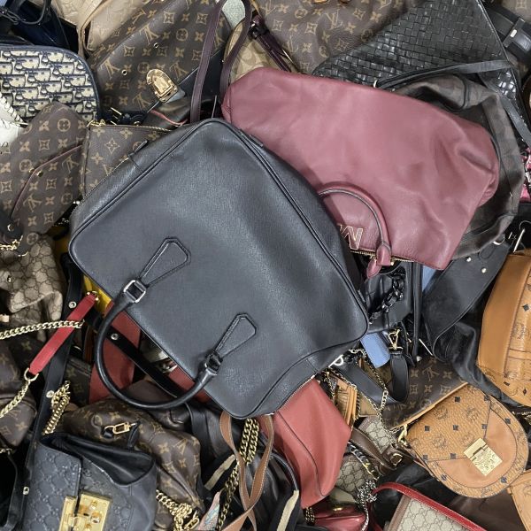 Women Mixed Colors Used Brand Bags Luxury Second Hand Shoulder Bag Wholesale