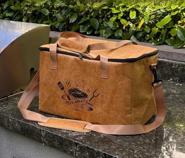 Wholesale Customized Size Sturdy Waterproof Insulated Cooler Bag With Handle Resistant To Wear Tear Custom Logo Letter Pattern