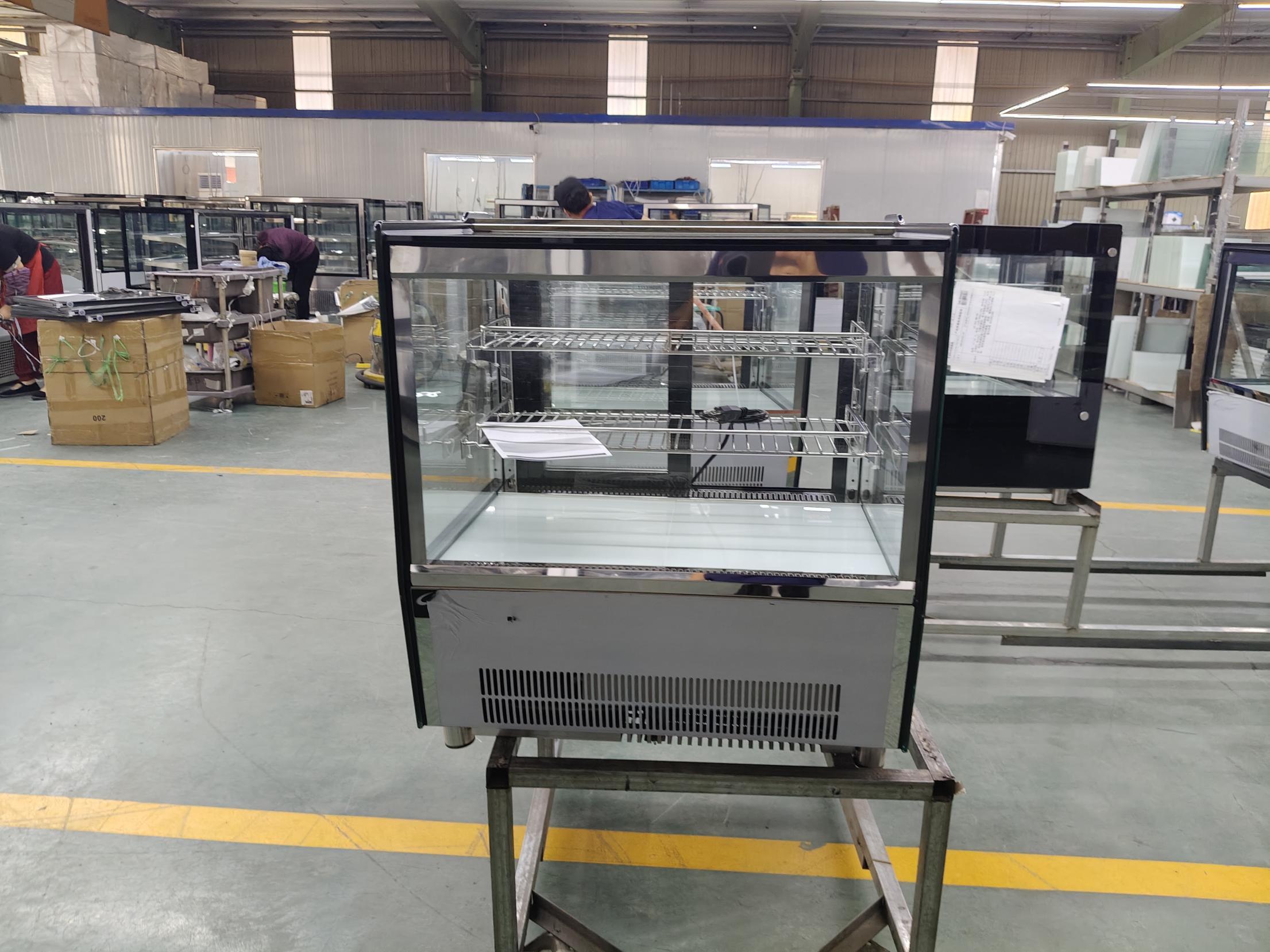 LISA66R Low Temperature Refrigerated Table Cake Cabinet Automatic Demisting Glass Door Biscuit Dessert Commercial Freezer
