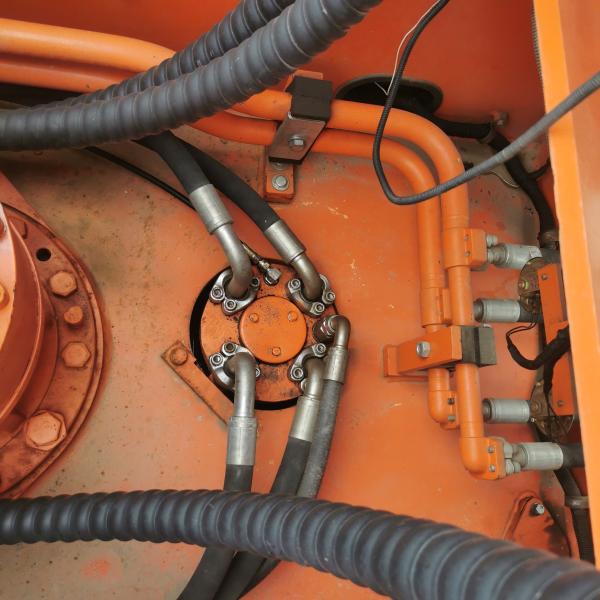 218KW Doosan DH420-7 DH420 DH420LC-7 Used Excavator Crawler 42Ton Heavy Duty Engineering Machinery