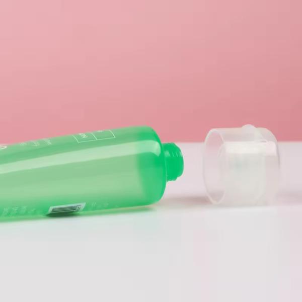 Tubes à capuche translucides pour les produits cosmétiques sur mesure 60 ml