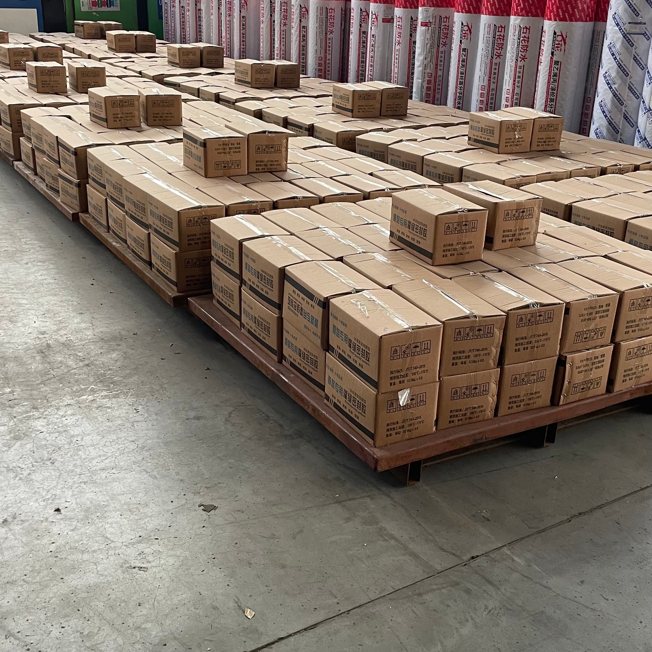 Low Temperature Asphalt Joint Sealant For‑40℃ Severe Cold Pavement Filling
